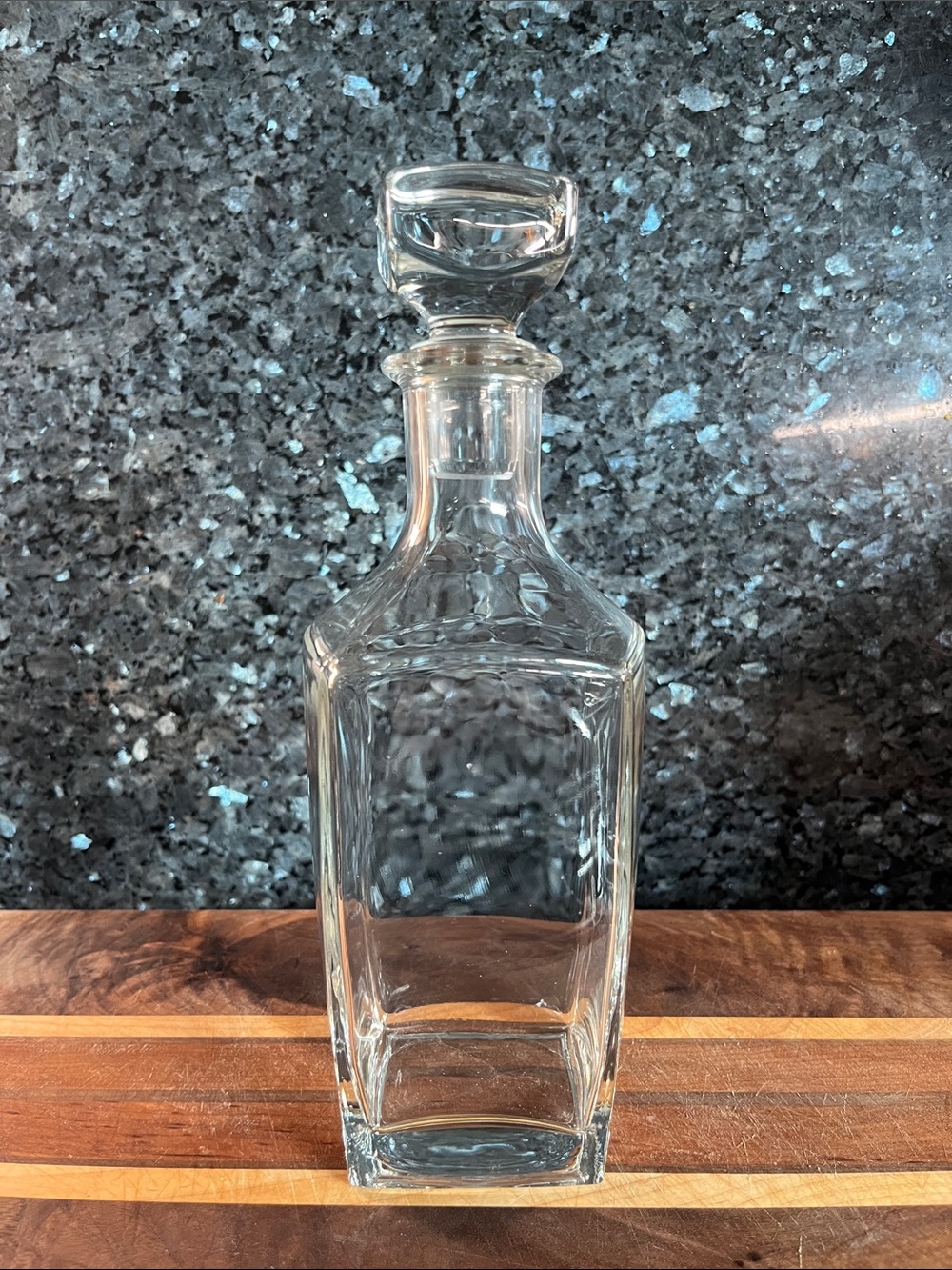 Clear Glass Decanter with Stopper - Classic Square Design